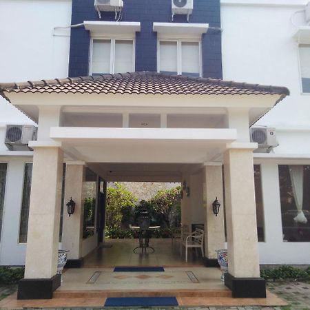 Roemah Moesi Hotel Medan Exterior foto
